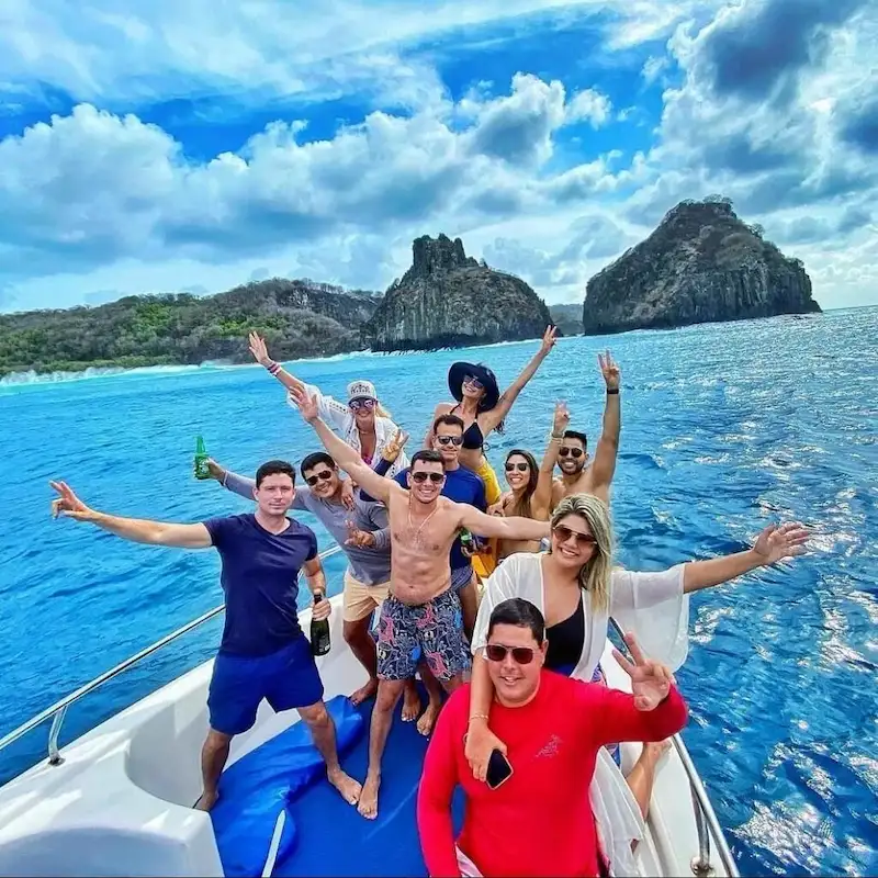 quem somos me leva Noronha