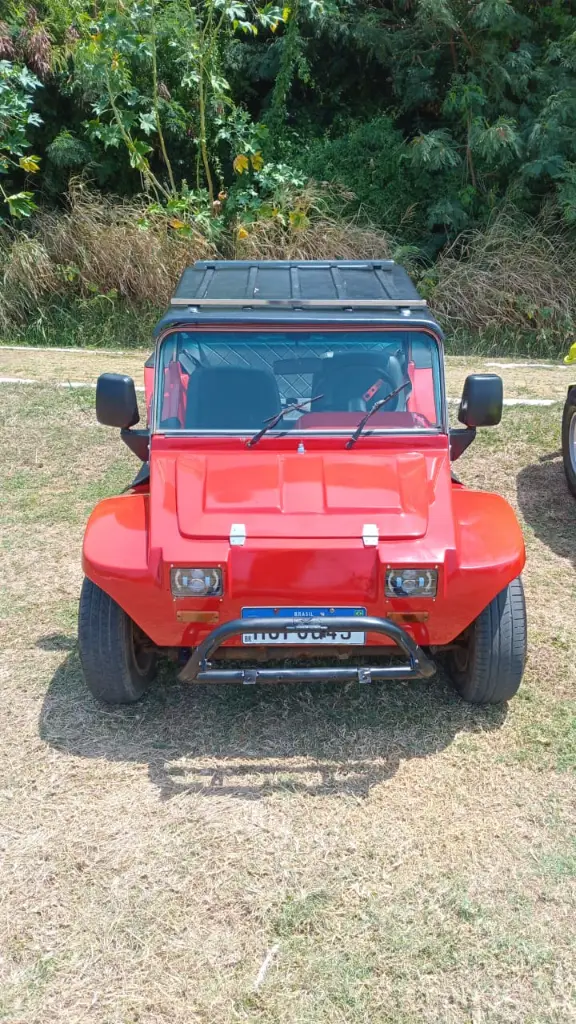 É permitido circular com buggy nas praias de Noronha
