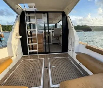Passeio de Lancha Privativo embarcação Jo LL - Fernando de Noronha