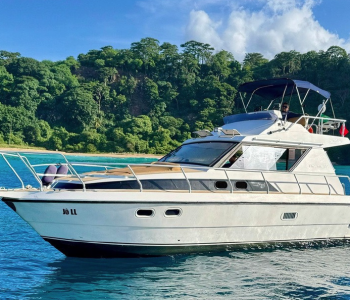 Passeio de Lancha Privativo embarcação Jo LL em Fernando de Noronha