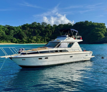 Passeio de Lancha Privativo embarcação Jo em Fernando de Noronha