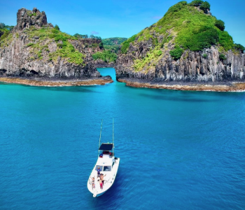 Passeio de Lancha em Fernando de Noronha - Lancha Trovão dos Mares