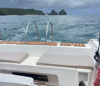 Popa - Passeio Privativo na Lancha Zoe em Fernando de Noronha