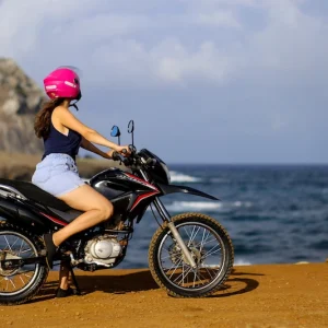 Preço aluguel de moto em Noronha